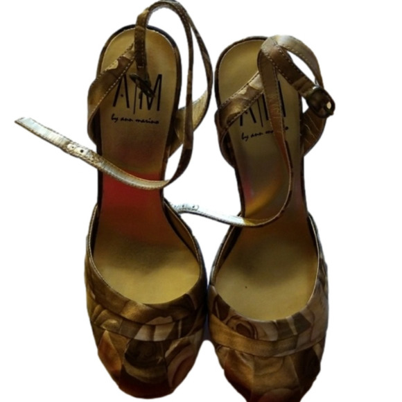 Gold And Tan Floral Print Heels - Picture 1 of 4